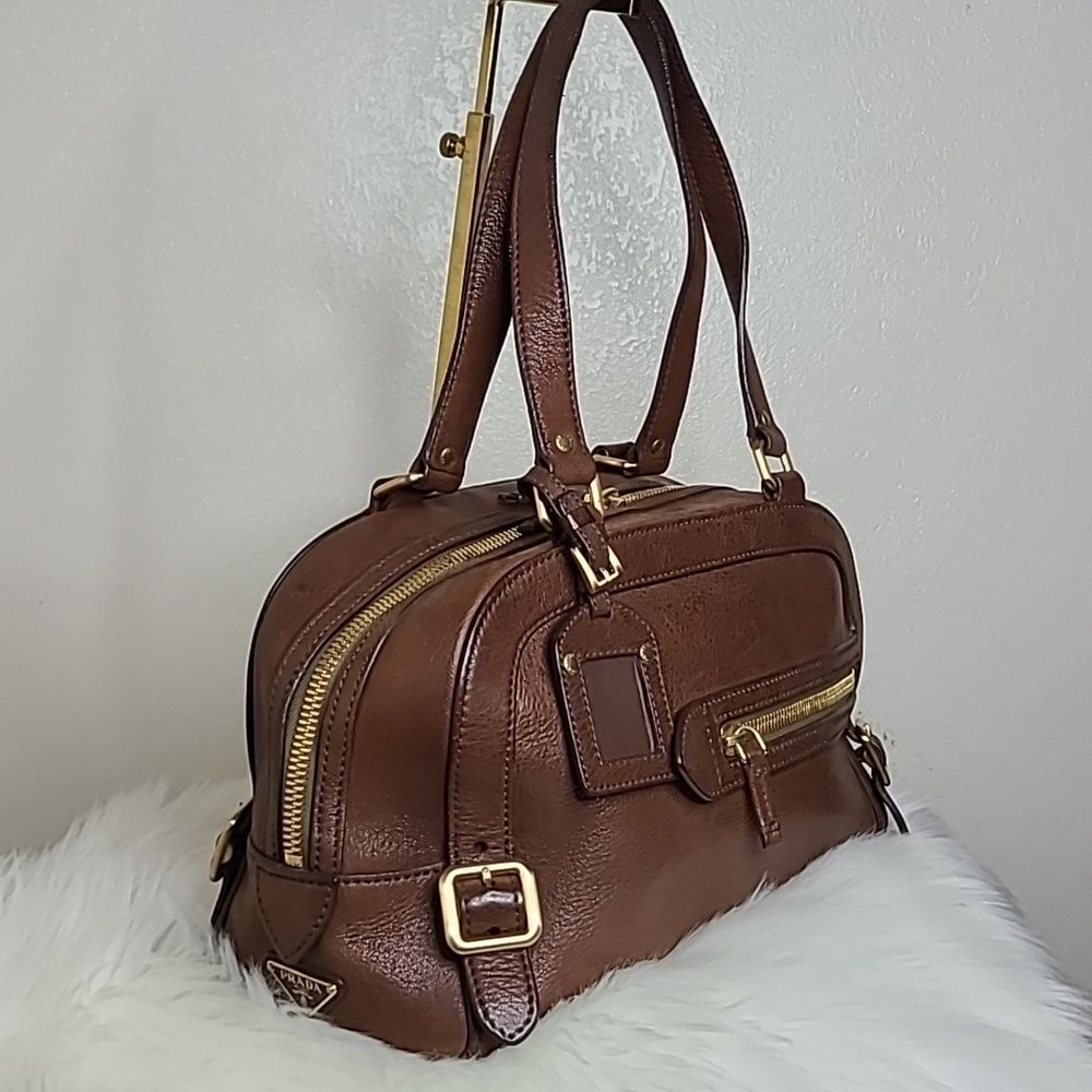 💯 Authentic Prada Handbag 🍀 - Picture 13 of 14